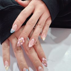 Glitz N Glam Nail & Lash Spa - Coachella here she comes ;)