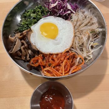 Jagalchi - Bibimbap (good) - Korean Near Me - Honolulu, Hawaii Jagalchi - Bibimbap (good) - Korean Near Me - Honolulu, Hawaii