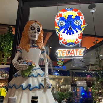 La Costa Mariscos - Mexican Near Me - Bakersfield, California