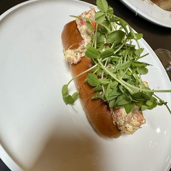 Raven - Lobster roll - American Near Me - Oklahoma City, Oklahoma Raven - Lobster roll - American Near Me - Oklahoma City, Oklahoma