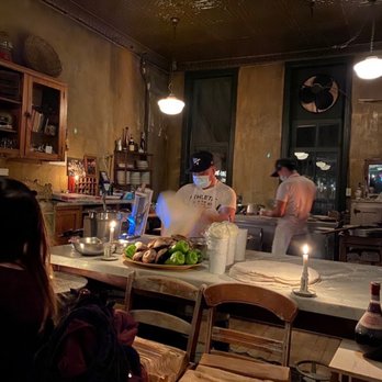 Lucali - Indoor - Pizza Near Me - Brooklyn, New York