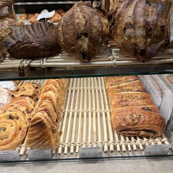 La Parisienne - Bakeries Near Me - Paris, 75