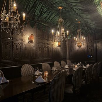 The Charles - Italian Near Me - Dallas, Texas
