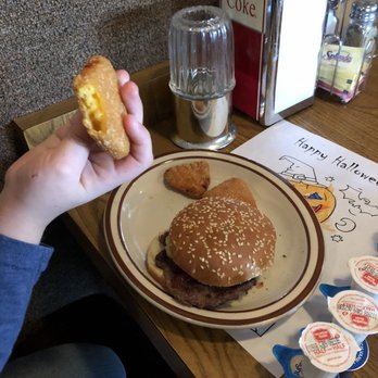 T-Bar Inn - Kids hamburger with Mac and cheese wedges - Diners Near Me - Wellington, Colorado T-Bar Inn - Kids hamburger with Mac and cheese wedges - Diners Near Me - Wellington, Colorado