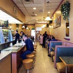 PJ's Restaurant - Mute Interior