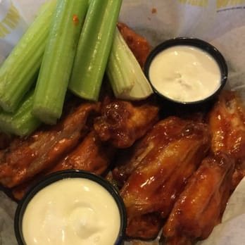 Buffalo Wild Wings - Spicy garlic and mango habenero wings - Sports Bars Near Me - Brooklyn, New York Buffalo Wild Wings - Spicy garlic and mango habenero wings - Sports Bars Near Me - Brooklyn, New York