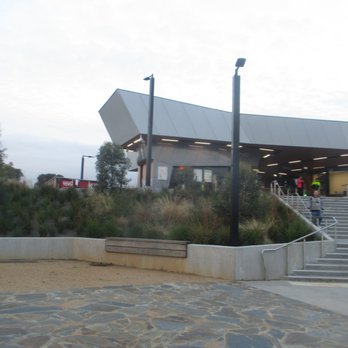 Bayswater Railway Station - Entrance - Train Stations Near Me - Bayswater, VIC