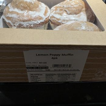 Wegmans - Lemon cupcakes - Grocery Near Me - Erie, Pennsylvania Wegmans - Lemon cupcakes - Grocery Near Me - Erie, Pennsylvania