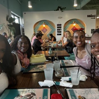 Lola’s Beach Cantina - Mexican Near Me - Norfolk, Virginia