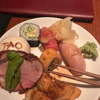 TAO Chicago Restaurant - Pan Asian Near Me - Chicago, Illinois