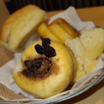 Monument Inn - Delicious bread and cinnamon raisin bread - Seafood Near Me - La Porte, Texas Monument Inn - Delicious bread and cinnamon raisin bread - Seafood Near Me - La Porte, Texas