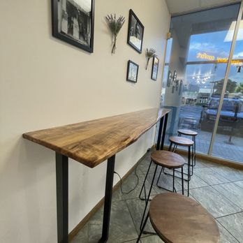 Tali's Bagels and Schmear - Inside - Bagels Near Me - Kailua, Hawaii