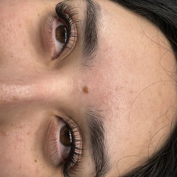 Skn Lash - Classic set - Waxing Near Me - Los Angeles, California Skn Lash - Classic set - Waxing Near Me - Los Angeles, California