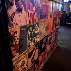 O'leaver's Pub - Happiness is