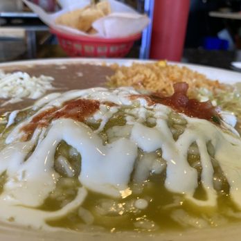 Taqueria Guadalajara - Enchiladas Verdes - Mexican Near Me - Madison, Wisconsin Taqueria Guadalajara - Enchiladas Verdes - Mexican Near Me - Madison, Wisconsin