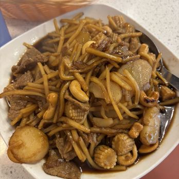 Novi Siam Spicy - 36 Pad Cashew - Thai Near Me - Novi, Michigan Novi Siam Spicy - 36 Pad Cashew - Thai Near Me - Novi, Michigan