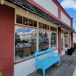 Back Porch Vintage - Streetview