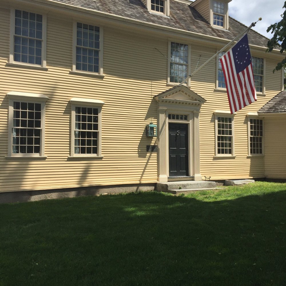 Exteriorof Buckman Tavern