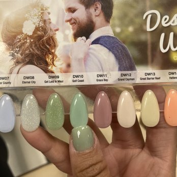 Jessica Nails & Spa - Isn't he pic my nail does not match the sample - Nail Salons Near Me - Ventura, California