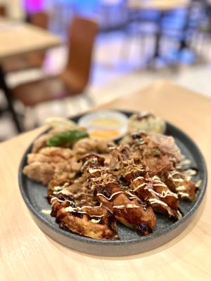 Kaeru Sushi & Grill by null