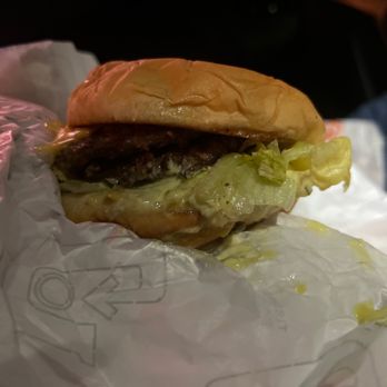 Dick's Drive-In - The deluxe. - Fast Food Near Me - Seattle, Washington Dick's Drive-In - The deluxe. - Fast Food Near Me - Seattle, Washington