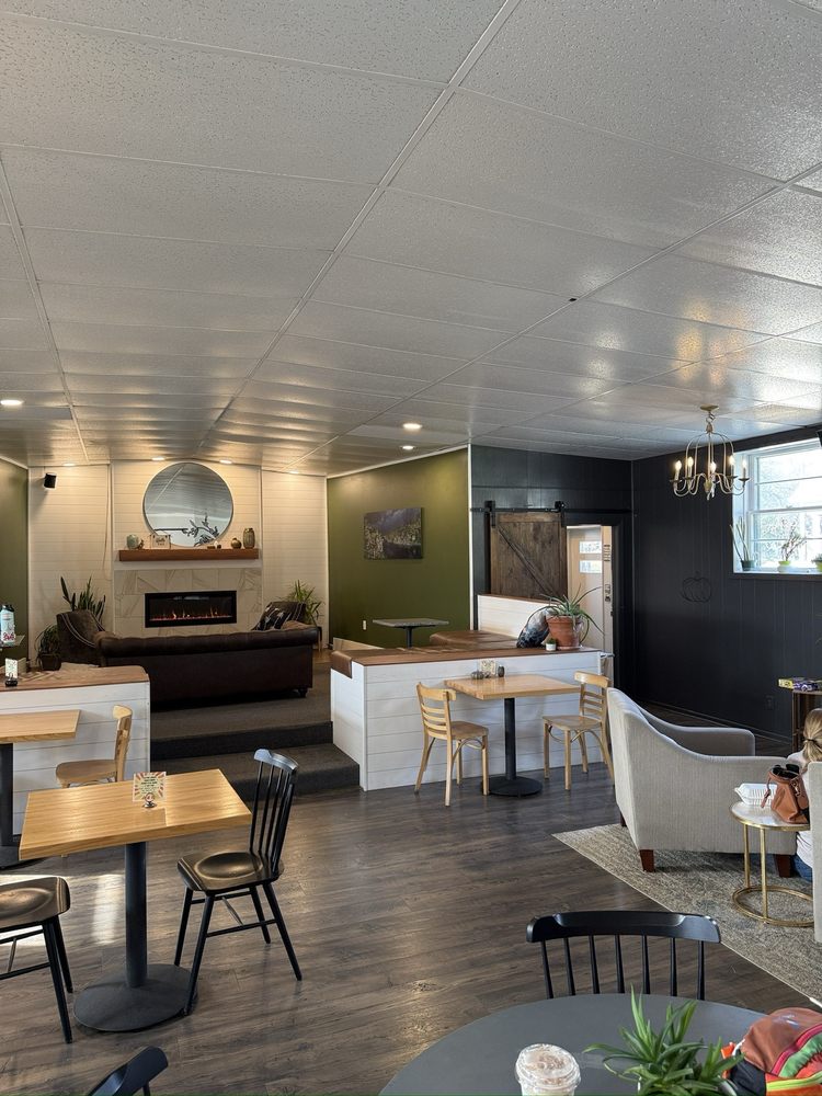 3 Arrows Coffee Company Logo