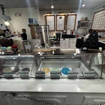 Main Street Creamery - Ice Cream & Frozen Yogurt Near Me - Sarasota, Florida