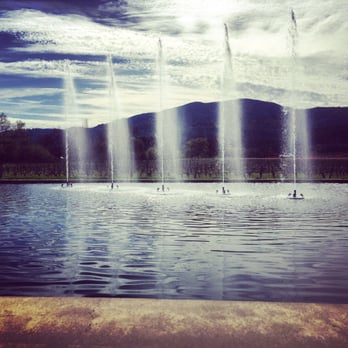Alpha Omega - Fountain on the patio - Wineries Near Me - Saint Helena, California Alpha Omega - Fountain on the patio - Wineries Near Me - Saint Helena, California