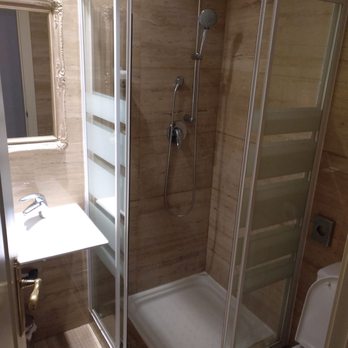 Hotel Caballero Errante - Bathroom - Hotels Near Me - Madrid, M