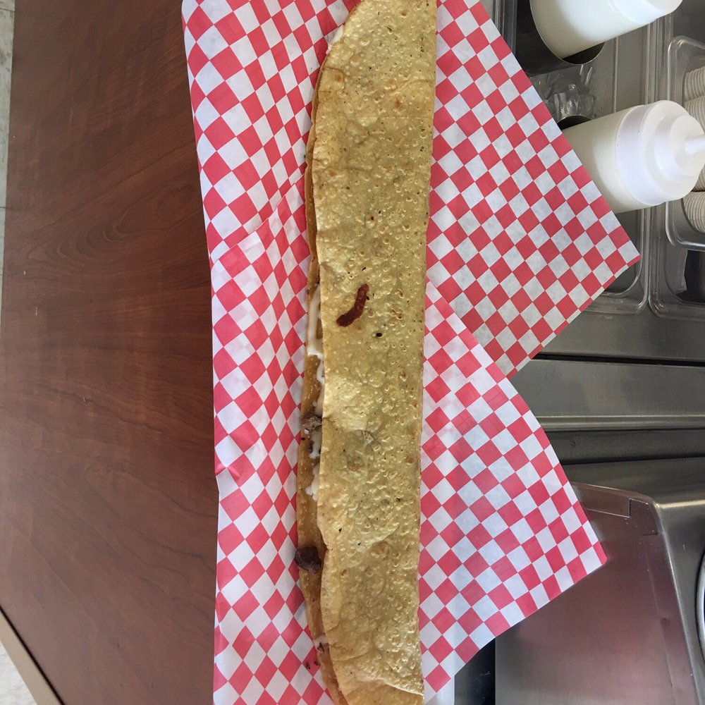 Machetes Big Quesadillas - Mexican Near Me - Chicago, Illinois Machetes Big Quesadillas - Mexican Near Me - Chicago, Illinois