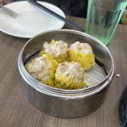 Siu Mai Pork w/ Shrimp Siu Mai Pork w/ Shrimp
