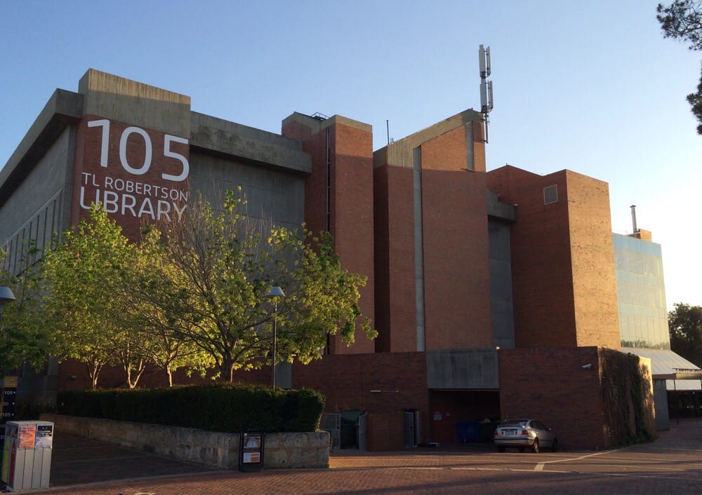 TL ROBERTSON LIBRARY CURTIN UNIVERSITY - Curtin University (at Dumas Rd ...