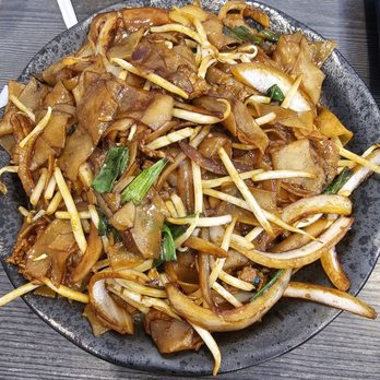 Young Dim Sum - Beef noodle - Dim Sum Near Me - Victorville, California Young Dim Sum - Beef noodle - Dim Sum Near Me - Victorville, California