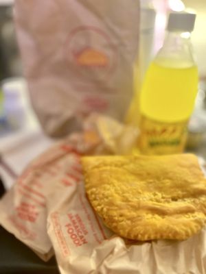 Juici Patties by null