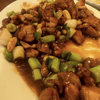 Ginkgo Chinese Restaurant - Kung Pao Chicken - Chinese Near Me - Claremont, California Ginkgo Chinese Restaurant - Kung Pao Chicken - Chinese Near Me - Claremont, California