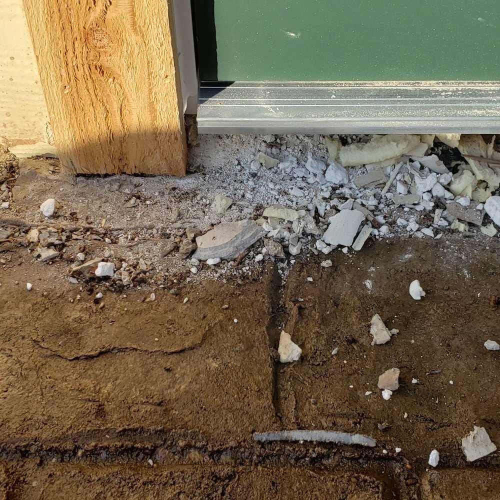 Lowe's Home Improvement - Didn't clean up after they were done - Hardware Stores Near Me - New Braunfels, Texas