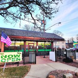 Gar and Mar Jamaican American Cuisine