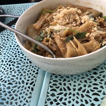 Goosefeather - Slippery noodle - Cantonese Near Me - Tarrytown, New York Goosefeather - Slippery noodle - Cantonese Near Me - Tarrytown, New York