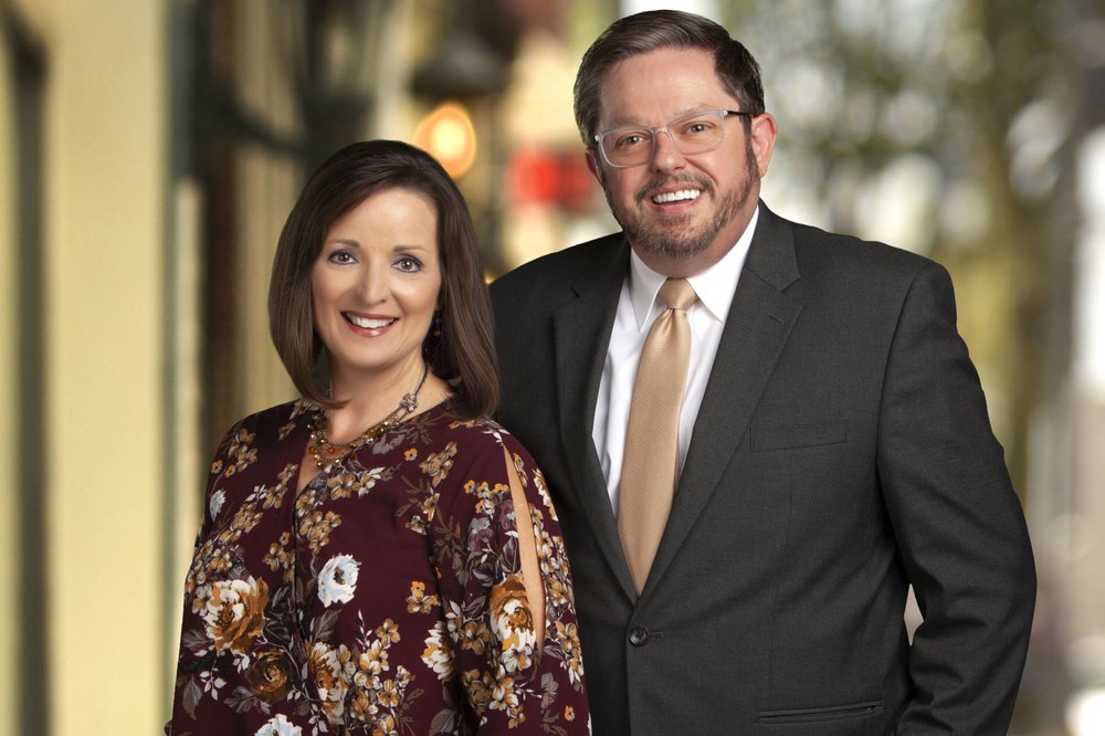 THE WALL TEAM CENTURY 21 REDWOOD REALTY Updated August 2024