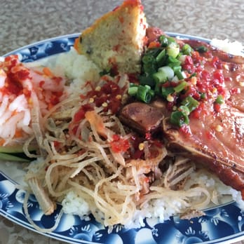 Com Tam Ninh Kieu - Porkchop, pork skin, and baked egg - Vietnamese Near Me - Rosemead, California