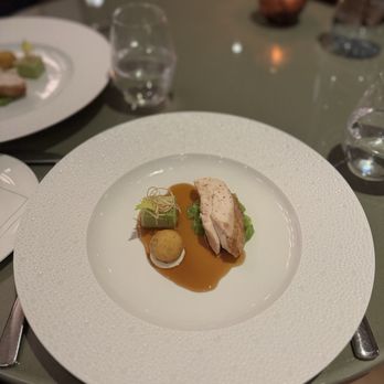 Café Boulud - Chicken dish - Cafes Near Me - Toronto, Ontario Café Boulud - Chicken dish - Cafes Near Me - Toronto, Ontario