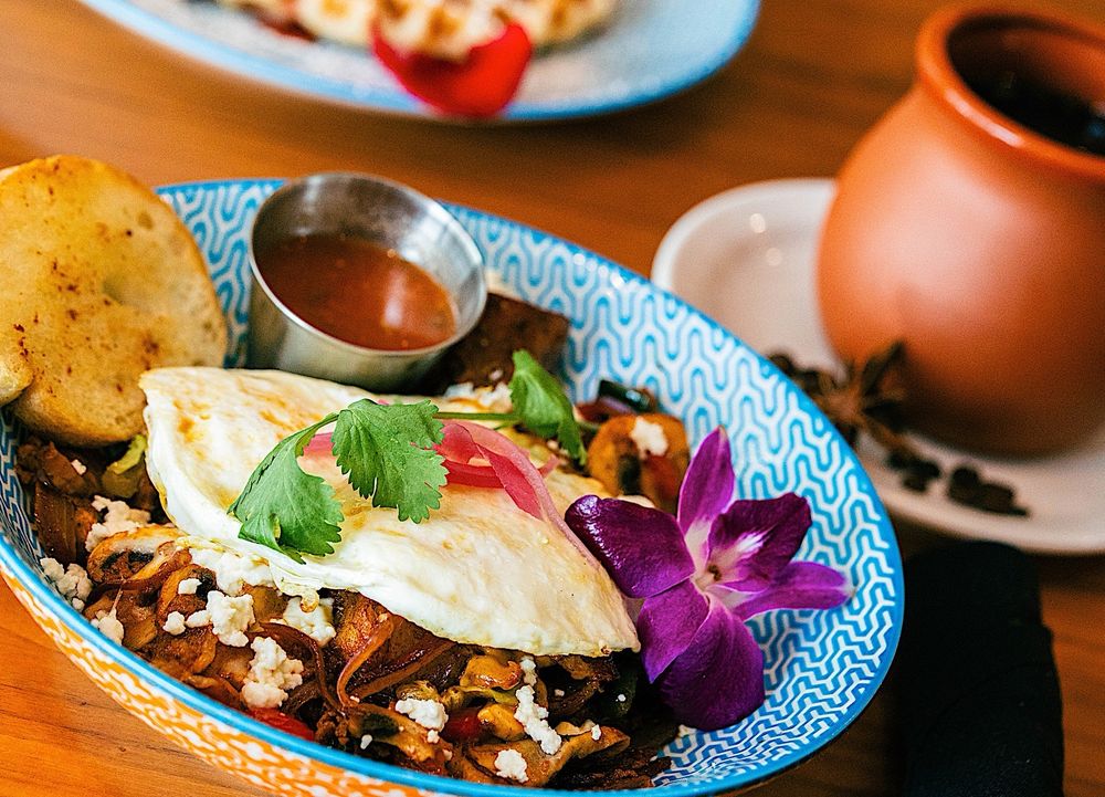 Mena's Tex-Mex Grill