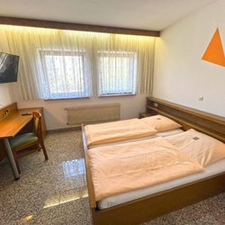 Hotel und Restaurant Nehrener Hof ***