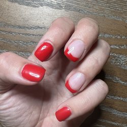 Design Nails & Spa - Gel manicure