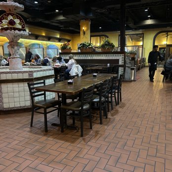 Salsas Mexican Restaurant - Inside - Mexican Near Me - Galveston, Texas Salsas Mexican Restaurant - Inside - Mexican Near Me - Galveston, Texas