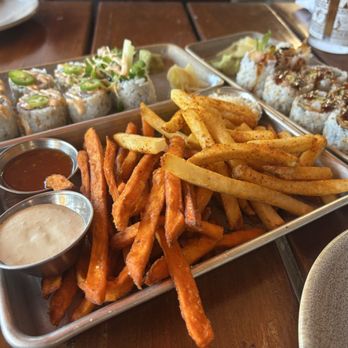 Pacific Catch - Sushi Bars Near Me - Santa Clara, California