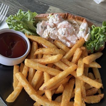 Lake House - shrimp & lobster roll with fries - Wine Bars Near Me - Cornelius, North Carolina Lake House - shrimp & lobster roll with fries - Wine Bars Near Me - Cornelius, North Carolina