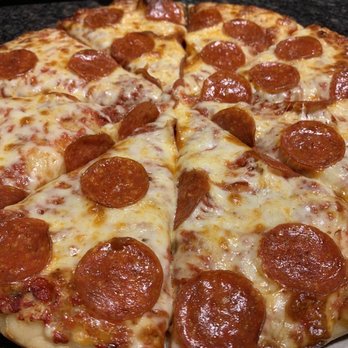 Amici Grill and Pizzeria - Pepperoni Pizza - Salad Near Me - Valparaiso, Indiana