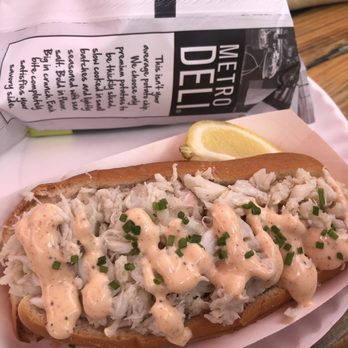 Brooklyn Crab - Atlantic King Crab Roll - Seafood Near Me - Brooklyn, New York