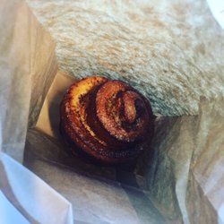 Fardal Bakeri - En liten take away skatt med vanilje og kanel